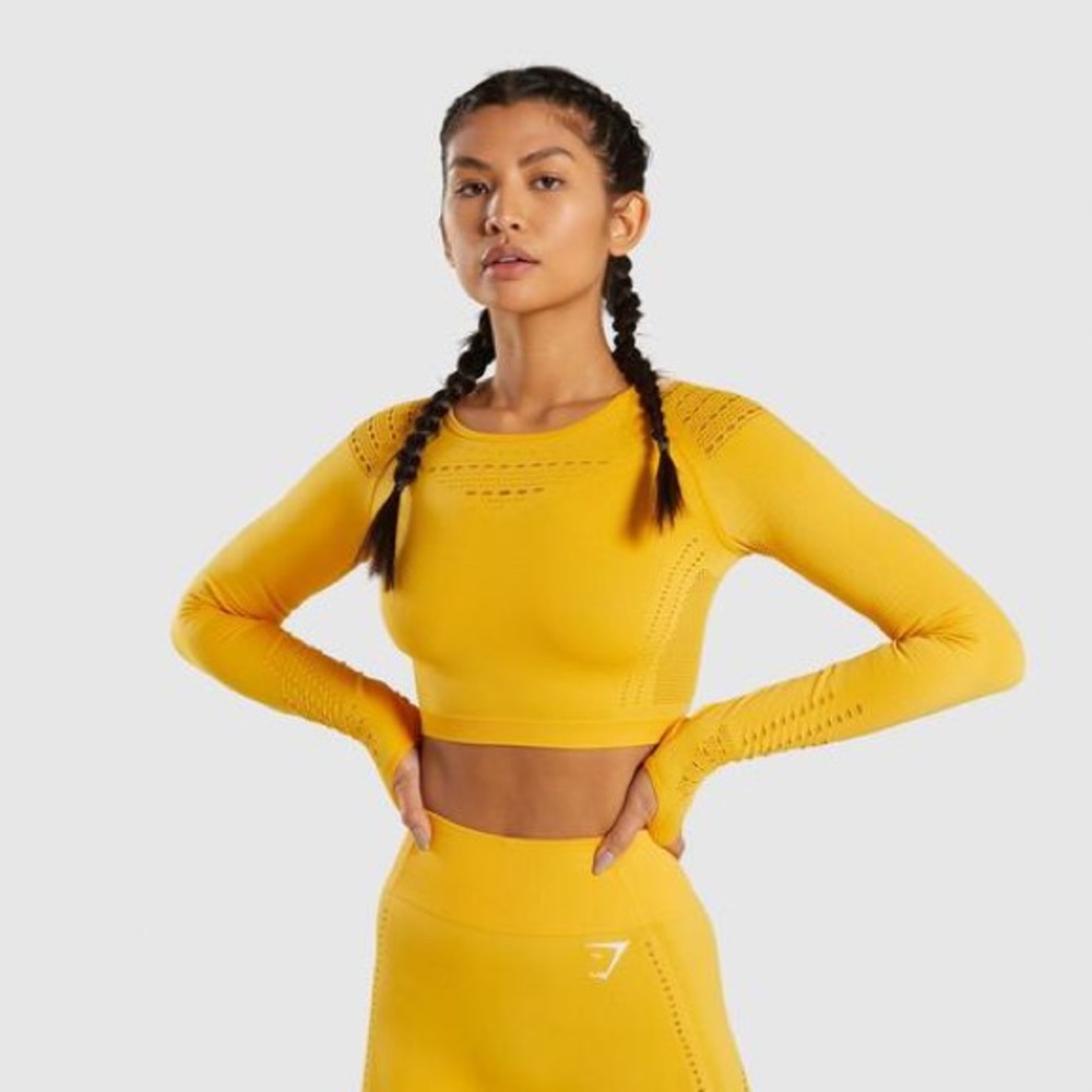 NWOT Gymshark Flawless Knit SET in Yellow Citrus